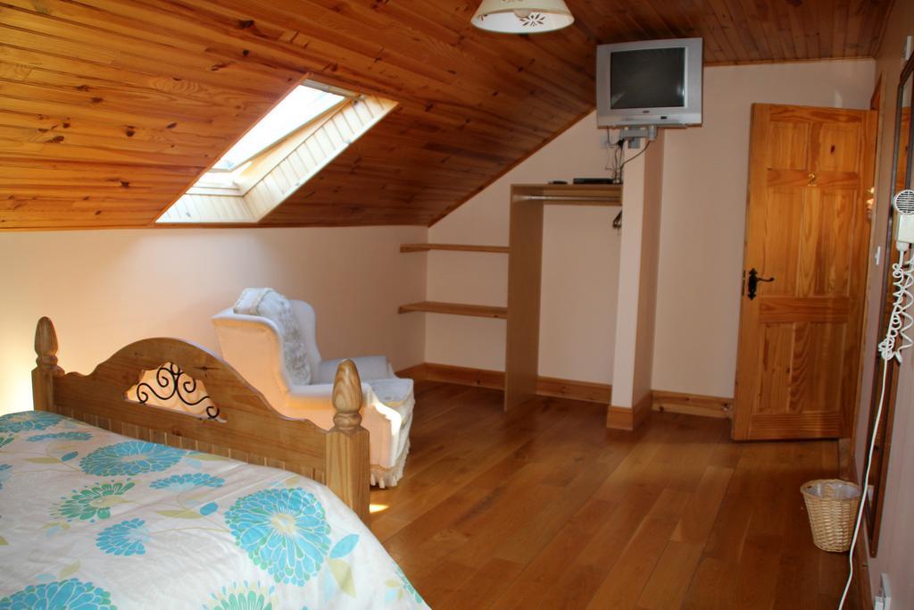Woodview House Bed And Breakfast Ballinrobe Room photo