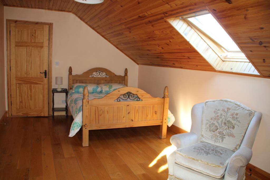 Woodview House Bed And Breakfast Ballinrobe Room photo